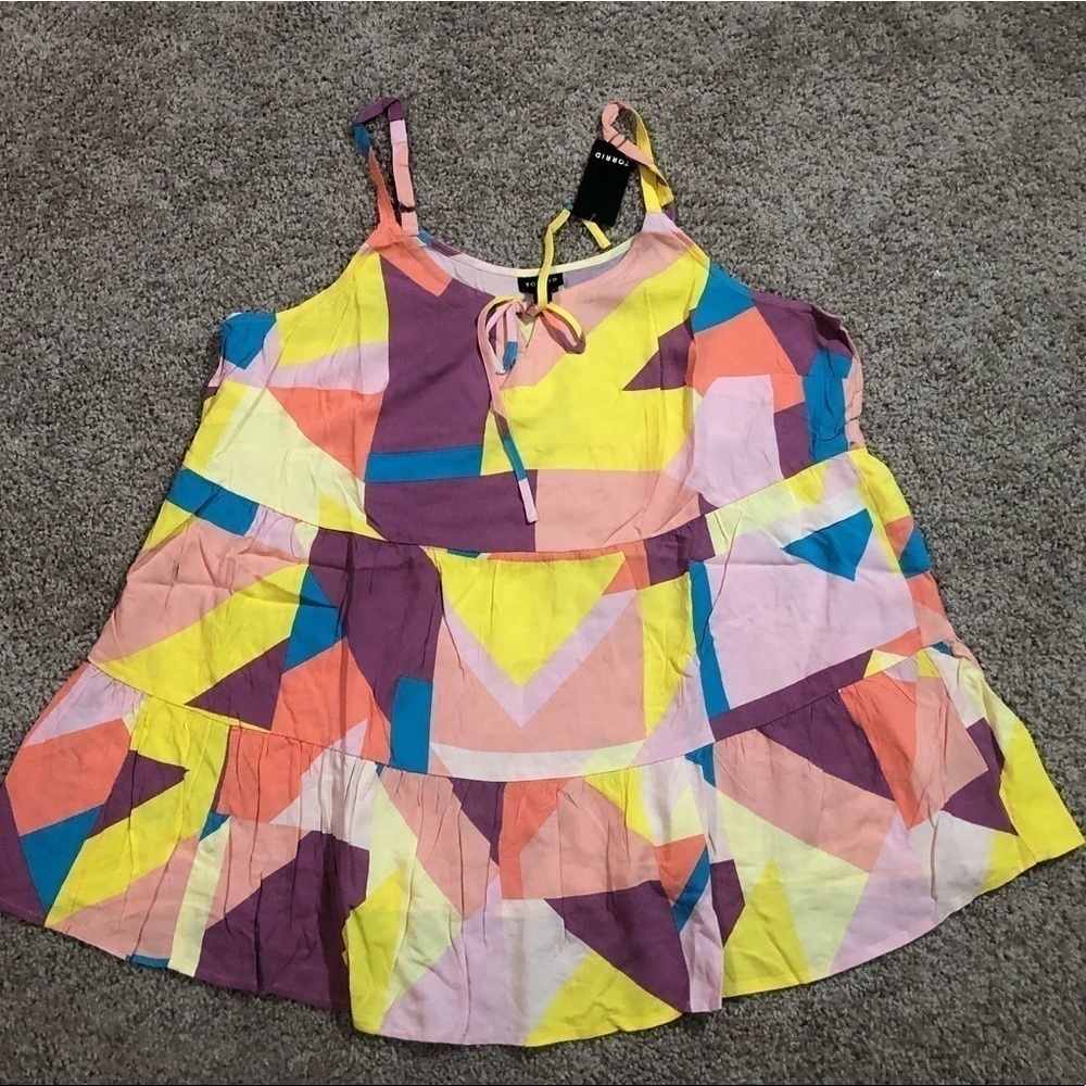 Torrid Challis Tiered Tie-Front Cami Bright Geometric Print 0X - Picture 5 of 13